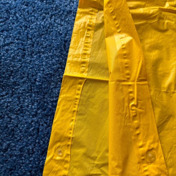 vintage mickey mouse yellow poncho - Picture 3 of 7